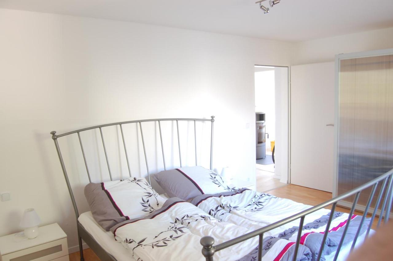 Wohnung Mit Kamin Terrasse Und Grill In Der Naehe Von Nuernberg Burgthann エクステリア 写真